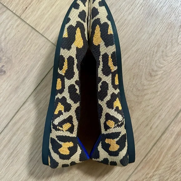 Rothy’s Leopard Print Women's “Point” flats - Picture 6 of 7